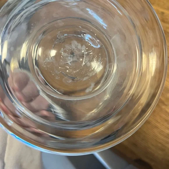 CLEAR GLASS FOOTED DISPLAY VASE/ JAR - Picture 5 of 6